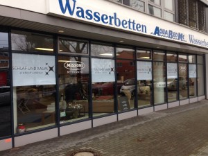 (Die Aussenansicht von Schlaf und Raum in der Äußeren Sulzbacher Str. 159 -161)